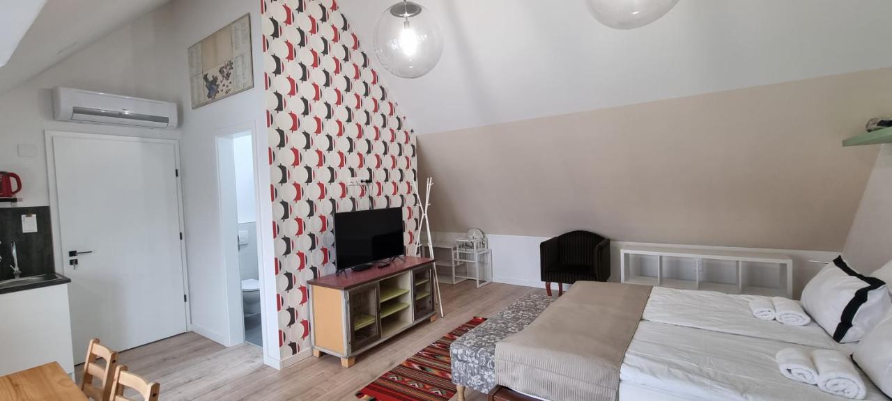 Vankoska Apartman ตีฮานี ภายนอก รูปภาพ