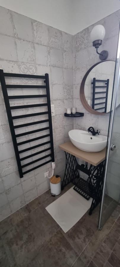 Vankoska Apartman ตีฮานี ภายนอก รูปภาพ