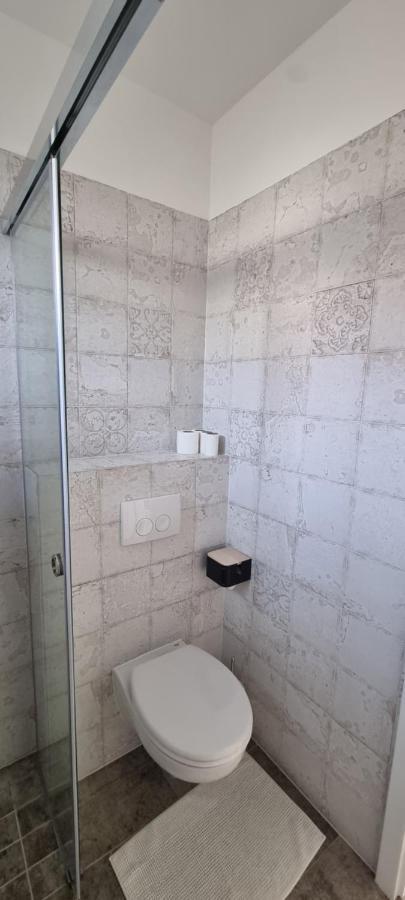 Vankoska Apartman ตีฮานี ภายนอก รูปภาพ
