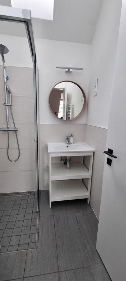 Vankoska Apartman ตีฮานี ภายนอก รูปภาพ