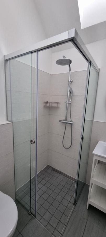 Vankoska Apartman ตีฮานี ภายนอก รูปภาพ